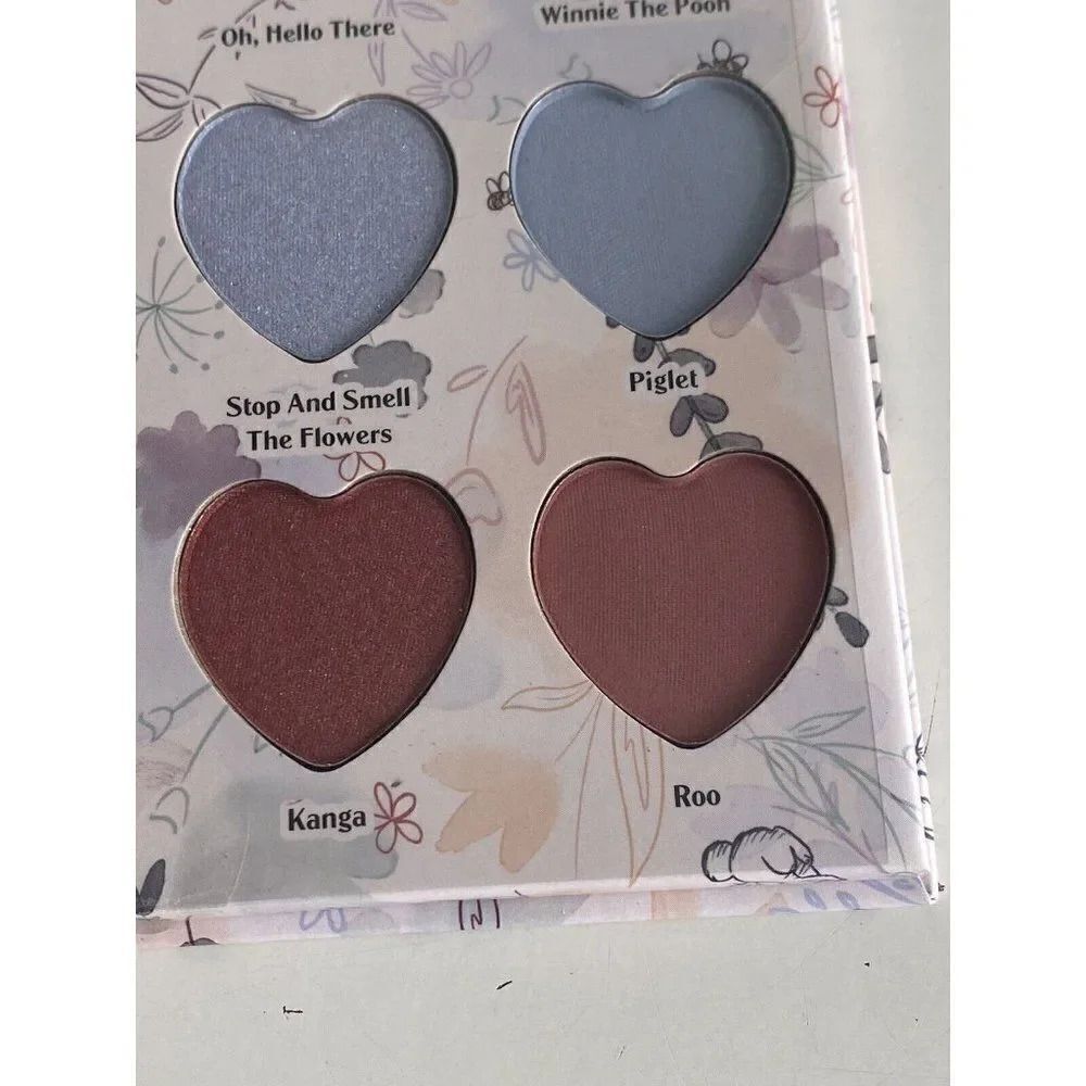 Disney Winnie The Pooh Heart Shaped Eyeshadow Palette With Mirror 12 Colors NEW - Picture 13 of 15